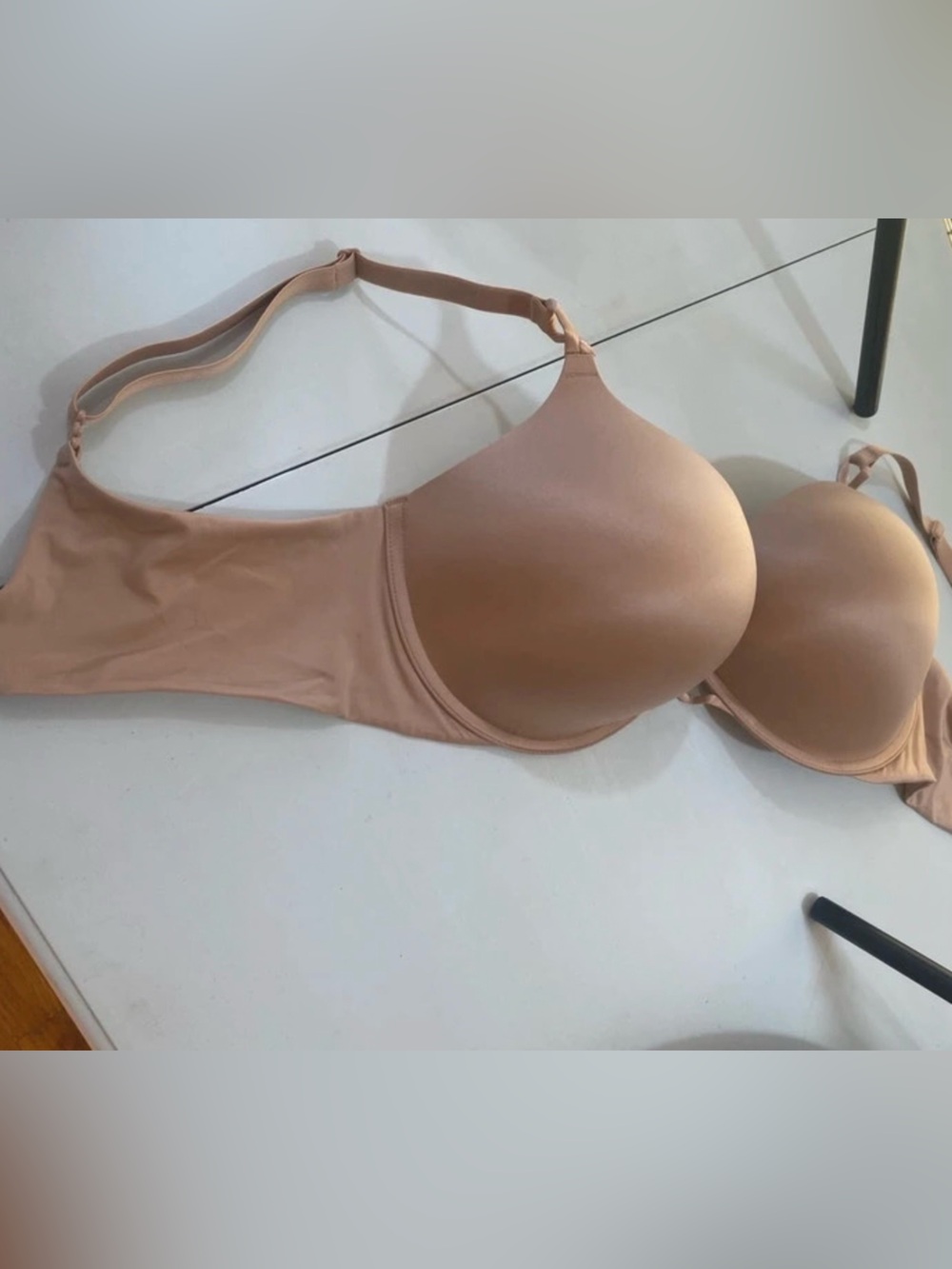 Victoria's Secret Smooth Bombshell Nude Push-Up Bra- 38D